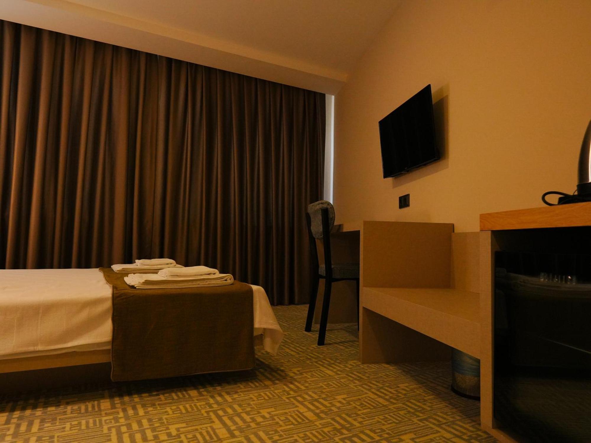 Bonnie City Hotel 안탈리아 외부 사진