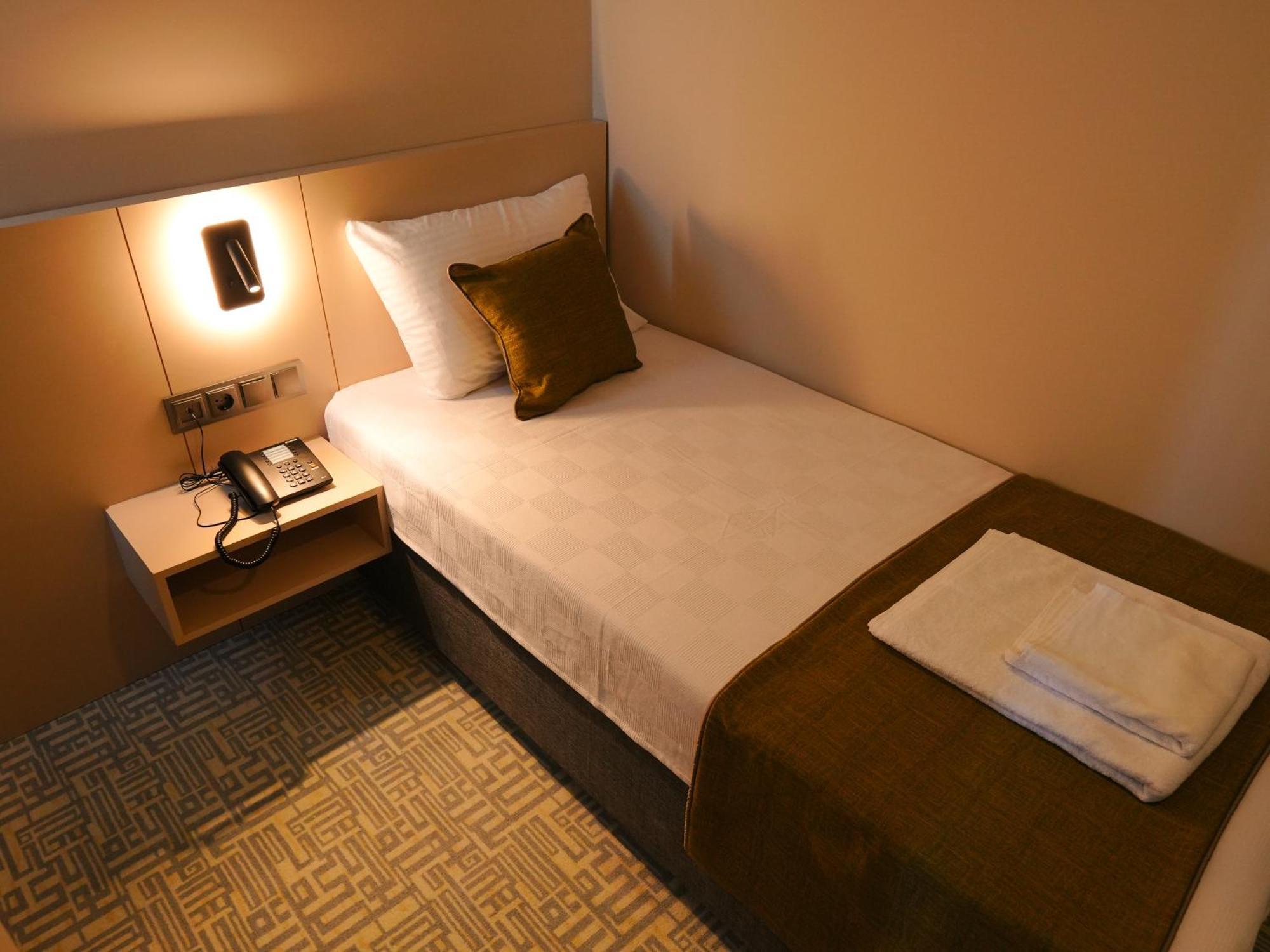 Bonnie City Hotel 안탈리아 외부 사진