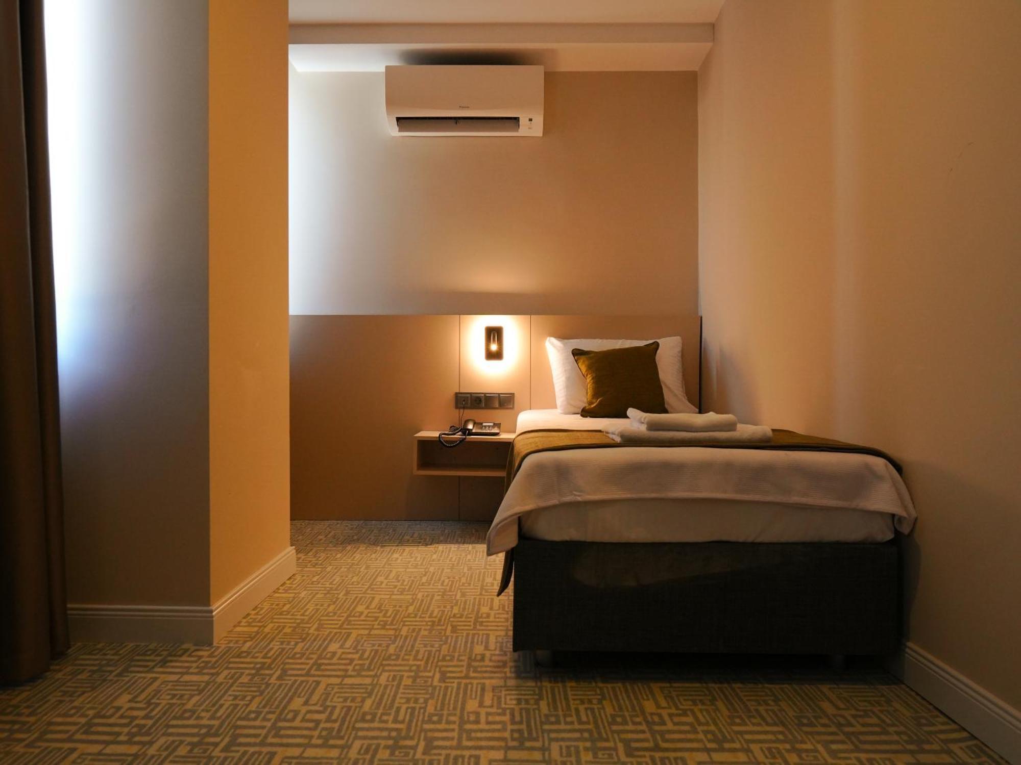 Bonnie City Hotel 안탈리아 외부 사진